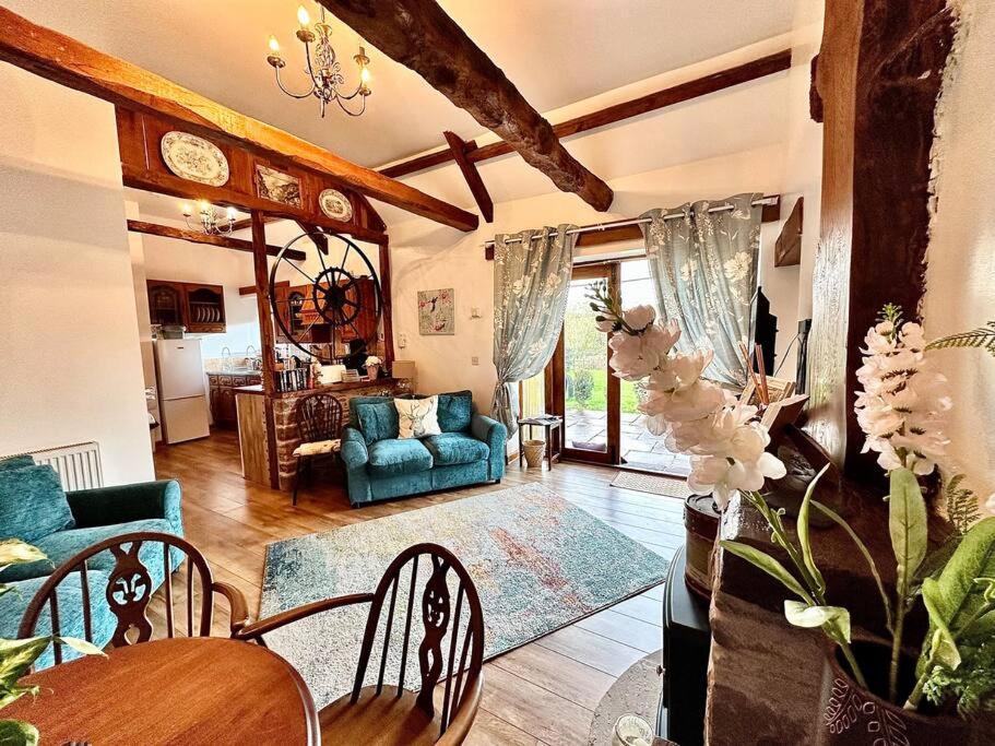 Holiday home Detached One Level Stone Barn