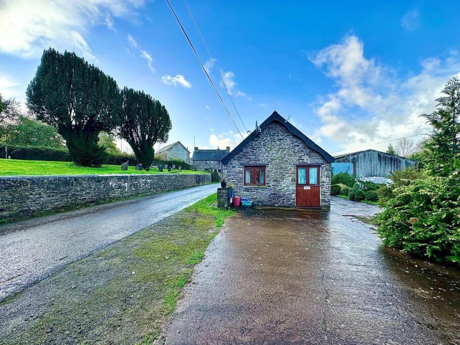 Detached One Level Stone Barn Llangwm-Isaf